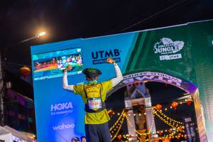 BIB: 52391
                            <button type="button" onclick="openModal(21811520)" class="btn btn-primary btn-sm float-right btn-popup" data-toggle="modal" data-target=".modal-high-quality">
                        <i class="fas fa-shopping-cart"></i> Add to Cart
                    </button>
                                            <button type="button" onclick="isThisMe(21811520, true)" class="btn btn-success btn-sm float-right btn-popup btn-isme hidden" data-toggle="tooltip" data-placement="bottom" title="นี่คือรูปของคุณใช่ไหม คลิกที่นี่เพื่อเอาเข้าอัลบั้ม">
                        <i class="fas fa-plus"></i> Add to album
                    </button>
                    <button type="button" onclick="isThisMe(21811520, false)" class="btn btn-warning btn-sm float-right btn-popup btn-isnotme hidden">
                        <i class="fas fa-ban"></i> Remove from album
                    </button>